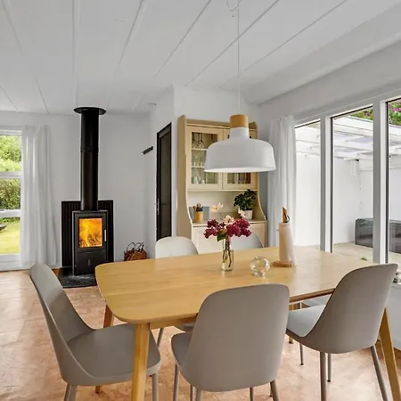 3 Bedroom In * Hejls